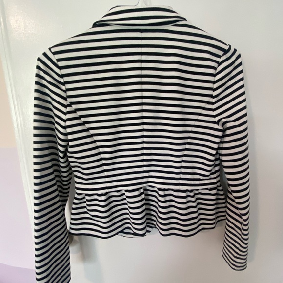 Elle Black & White Striped Blazer with Ruffle Detail - M - Picture 5 of 5